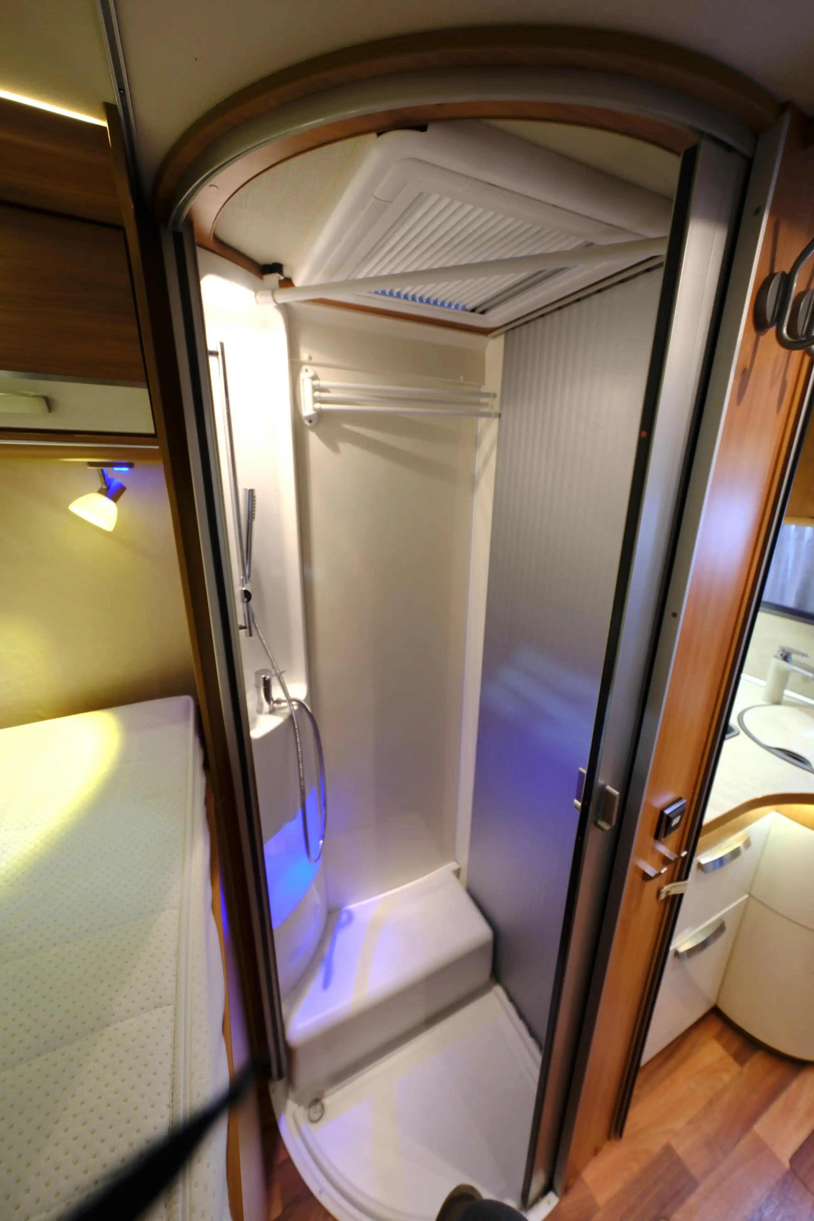 HYMER-ERIBA B 594 PL